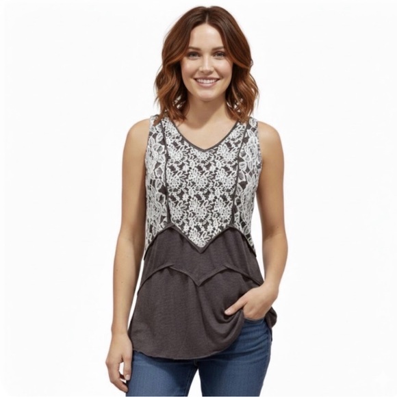 Mystree Tops - Mystree Brown Sleeveless Top with Ivory Lace Size Small